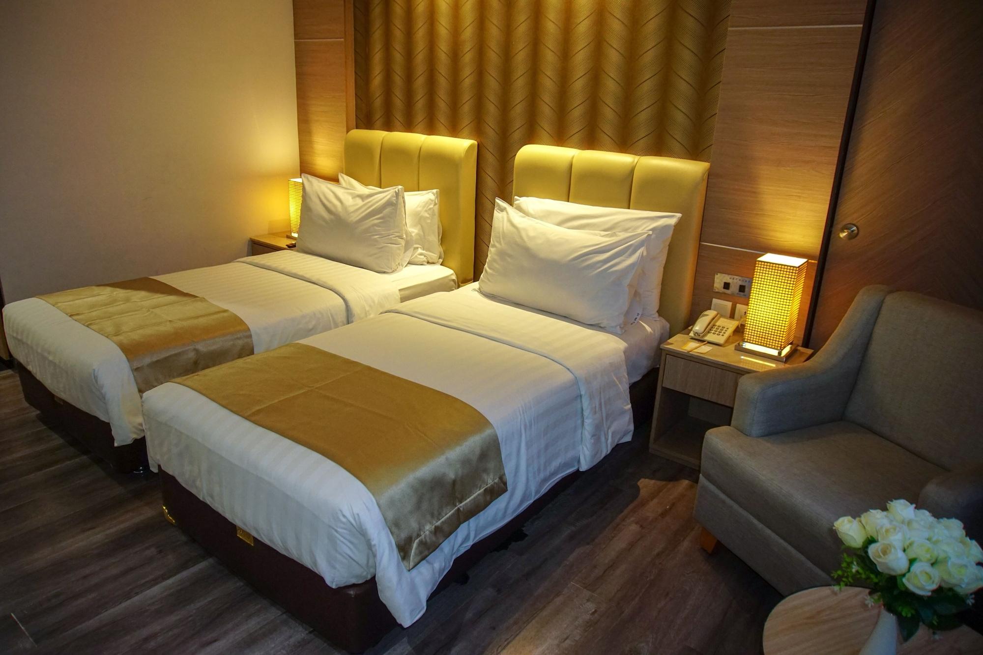 Orchardz Hotel Bandara Тангеранг Экстерьер фото